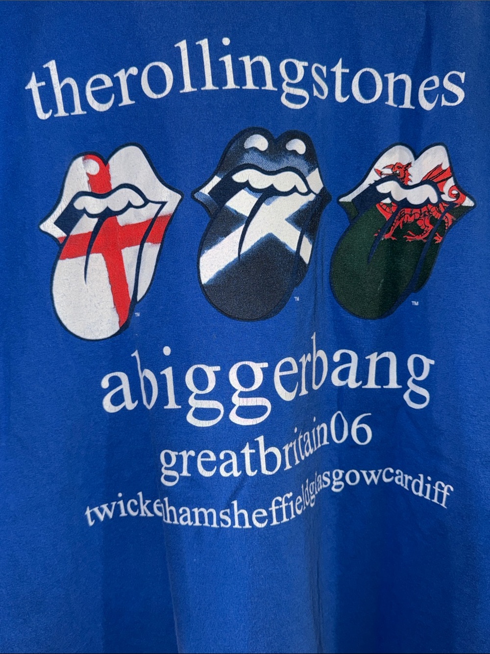 The Rolling Stones original vintage Britain Tour Tee with Flag Tongues from 2006
